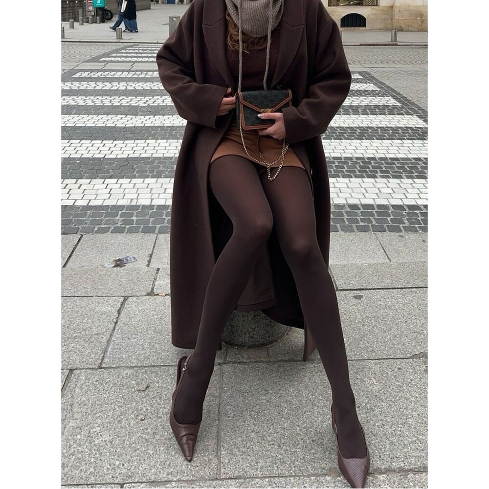 NWT Hue Super Opaque Brown Control Top Tights Size 1